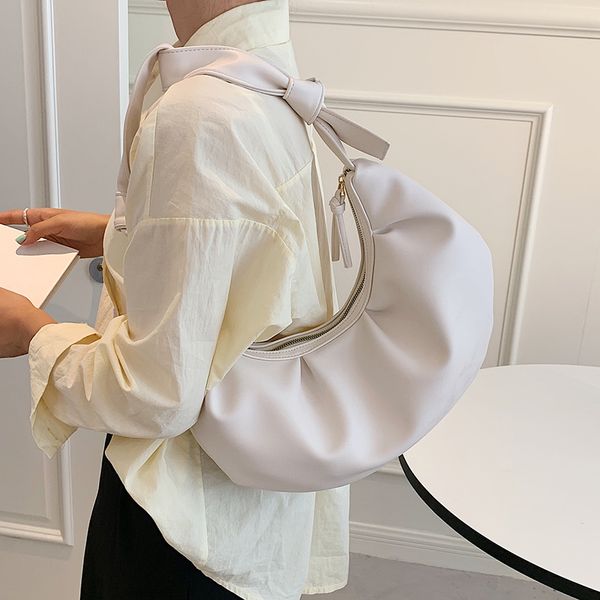 niche design french fold bag 2021 new fashion womens bag all-match shoulder bag underarm half moon width 39cm
niche design french fold bag 2021 new fashion womens bag all-match shoulder bag underarm half moon width 39cm