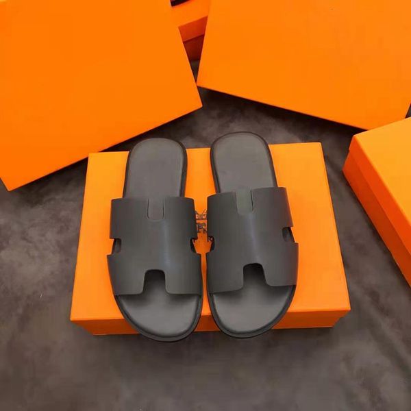 2021 latest high-quality leather men' slippers, the most comfortable summer wear trend, Black;grey
2021 latest high-quality leather men' slippers, the most comfortable summer wear trend, Black;grey