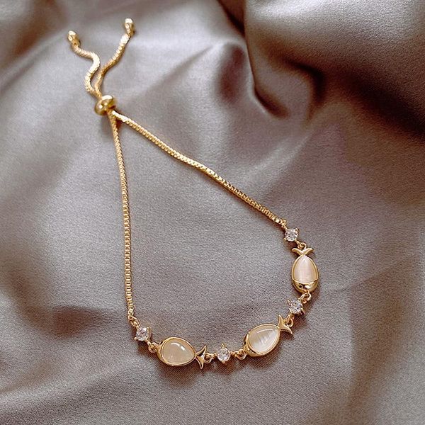 creative cute rhinestones imitation opal fish bracelet korean personality simple women girl fashion accessories jewelry charm bracelets, Golden;silver
creative cute rhinestones imitation opal fish bracelet korean personality simple women girl fashion accessories jewelry charm bracelets, Golden;silver