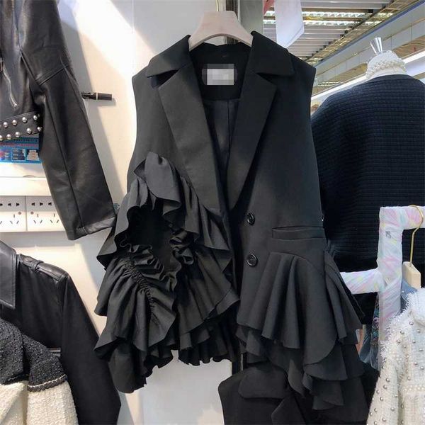 spring outerwear layers ruffles design fashionable loose fashion black blazer vest women ruched casual coats 210601, Black;white
spring outerwear layers ruffles design fashionable loose fashion black blazer vest women ruched casual coats 210601, Black;white