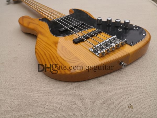 custom 5 strings bass guitar,j jazz bass,ash wood body,maple neck,yellow fingerboard,chrome knobs
custom 5 strings bass guitar,j jazz bass,ash wood body,maple neck,yellow fingerboard,chrome knobs