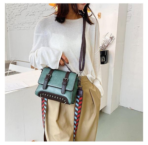 evening bags vintage women's handbags pu leather crossbody shoulder 2021 fashion ladies designer small squre bag purses
evening bags vintage women's handbags pu leather crossbody shoulder 2021 fashion ladies designer small squre bag purses