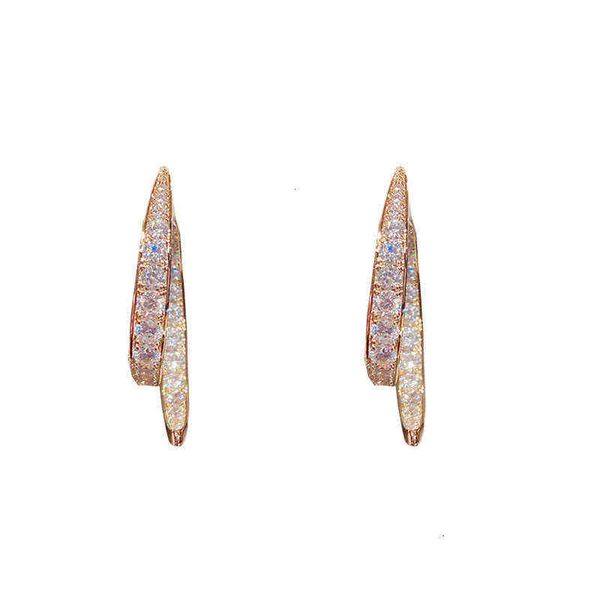 designer's cross earrings s925 sier needle heavy industry copper micro inlaid zircon, Golden
designer's cross earrings s925 sier needle heavy industry copper micro inlaid zircon, Golden
