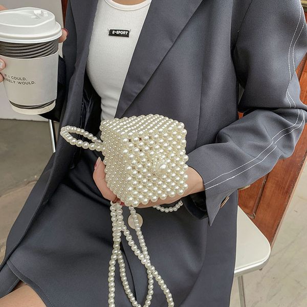 xiaoxiangfeng bag chain small square one-shoulder 2021 girl pearl woven mini fresh summer messenger vurpv
xiaoxiangfeng bag chain small square one-shoulder 2021 girl pearl woven mini fresh summer messenger vurpv