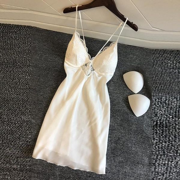 women's sleepwear plus size night dress nightgown nightwear lace patchwork camisola lingerie nighty silk sleep wear nightdress clothes, Black;red
women's sleepwear plus size night dress nightgown nightwear lace patchwork camisola lingerie nighty silk sleep wear nightdress clothes, Black;red