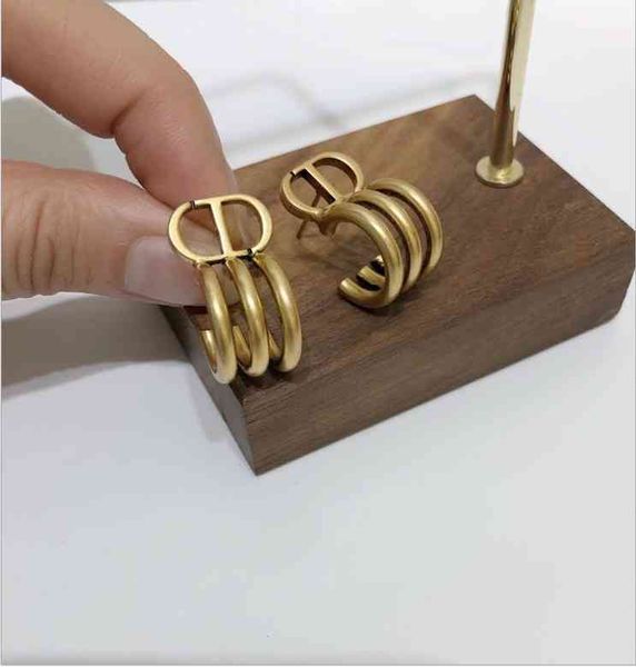 factory specials aa 2021 new brass precious earrings female silver needle anti allergy temperament versatile eardrop, Golden
factory specials aa 2021 new brass precious earrings female silver needle anti allergy temperament versatile eardrop, Golden