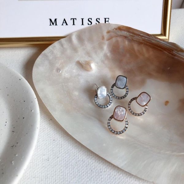 stud rongho charms shell stone earrings for women brincos femme crystal circle earring pendant baroque jewelry, Golden;silver
stud rongho charms shell stone earrings for women brincos femme crystal circle earring pendant baroque jewelry, Golden;silver