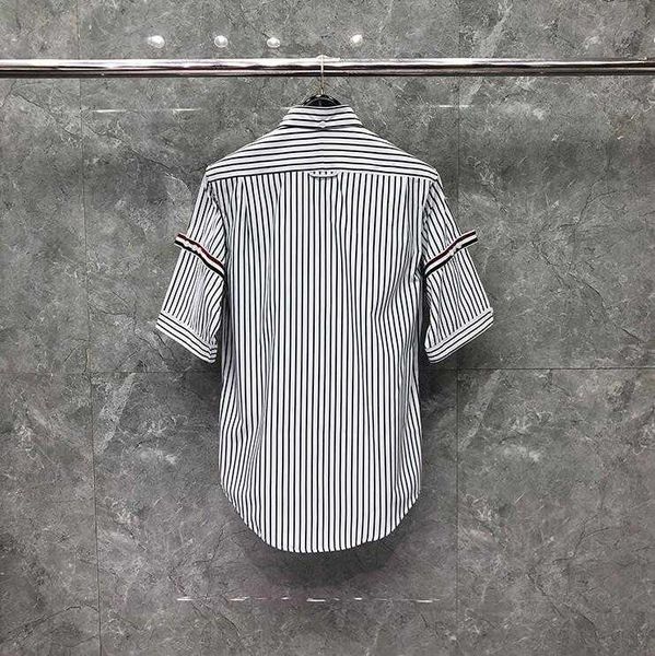 men's casual shirts 2021 fashion brand men slim white black striped short sleeve shirt summer clothing darkskins
men's casual shirts 2021 fashion brand men slim white black striped short sleeve shirt summer clothing darkskins