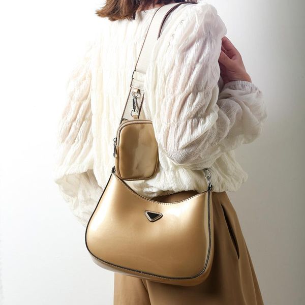 evening bags 2021 arrivals women's shoulder bag for female pu leather bright surface high-capacity sewing design leisure versatile
evening bags 2021 arrivals women's shoulder bag for female pu leather bright surface high-capacity sewing design leisure versatile
