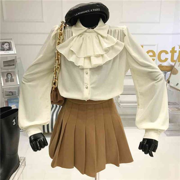 superior temperature of spring women 2021 niche design retro tribunal velvet tie bubble sleeve square shirt, White
superior temperature of spring women 2021 niche design retro tribunal velvet tie bubble sleeve square shirt, White