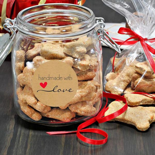 gift wrap round handmade with love stickers high viscosity convenient use seal labels roll sticker for package decorate
gift wrap round handmade with love stickers high viscosity convenient use seal labels roll sticker for package decorate