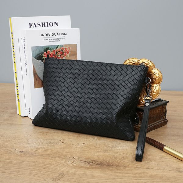 2021 business men bag leather weave knitting clutch bag shoulder bag wallet handy handbags clutches male large purses
2021 business men bag leather weave knitting clutch bag shoulder bag wallet handy handbags clutches male large purses