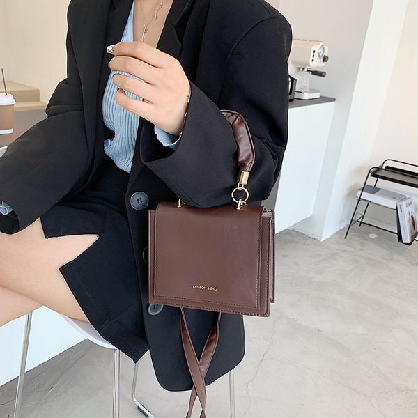 2021 fashion trend women's texture shoulder bags casual small square bag crossbody messenger handbag solid color tote handbags
2021 fashion trend women's texture shoulder bags casual small square bag crossbody messenger handbag solid color tote handbags