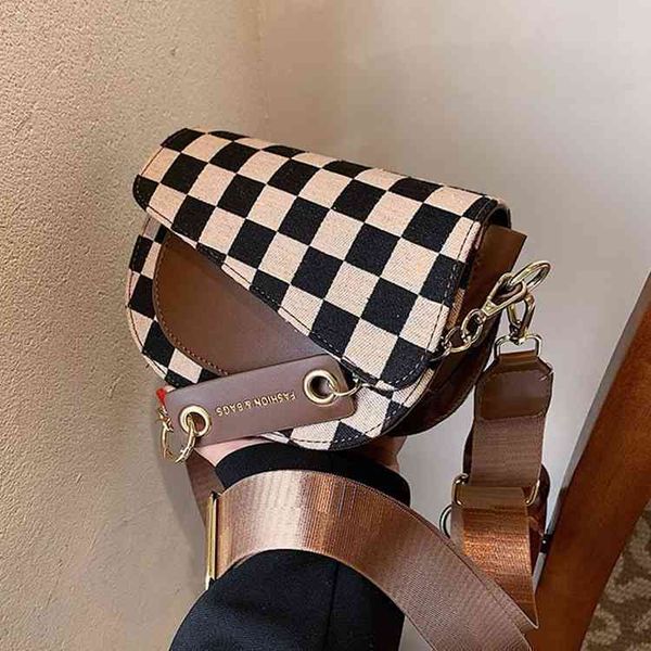 2022 factory outlet exotic and versatile lattice women's fashion sense autumn winter net red messenger single shoulder small bag krll
2022 factory outlet exotic and versatile lattice women's fashion sense autumn winter net red messenger single shoulder small bag krll