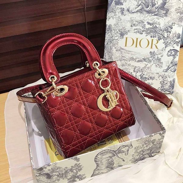 princess bag fashion trend popular versatile large capacity portable one shoulder messenger for female students hand zlyluxur
princess bag fashion trend popular versatile large capacity portable one shoulder messenger for female students hand zlyluxur