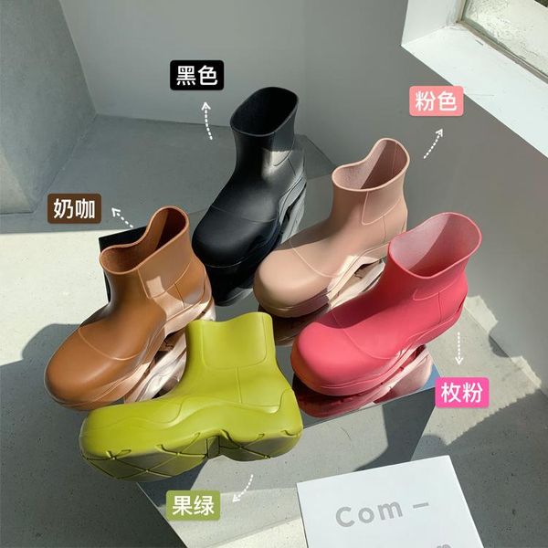 boots 2021 winter fashion candy color big head high thick flat bottom one foot waterproof short tube rain women shoes, Black
boots 2021 winter fashion candy color big head high thick flat bottom one foot waterproof short tube rain women shoes, Black