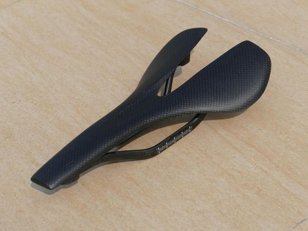 bike saddles ultralight full carbon glossy macycling saddle mtb road mountain all bicycle
bike saddles ultralight full carbon glossy macycling saddle mtb road mountain all bicycle