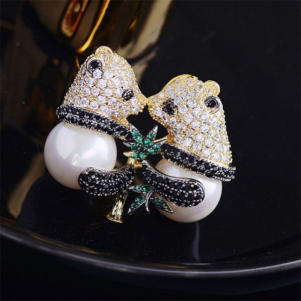 cute crystal double panda brooch for women clothes accessories, lovely simulated pearl animal broche girlfriend gift jewelry, Gray
cute crystal double panda brooch for women clothes accessories, lovely simulated pearl animal broche girlfriend gift jewelry, Gray