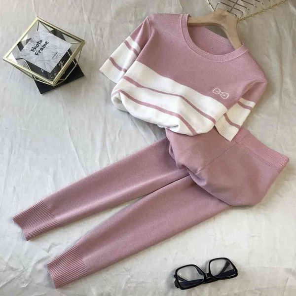 two piece dress verão de malha duas peças terno feminino retalhos manga curta malhas camiseta e magro tornozelo comprimento calças coreano c, White
two piece dress verão de malha duas peças terno feminino retalhos manga curta malhas camiseta e magro tornozelo comprimento calças coreano c, White