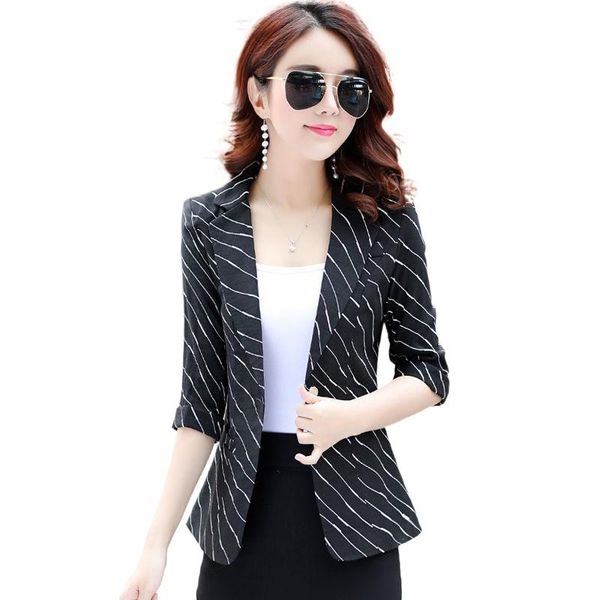 three-quarter sleeve striped small suit women's short jacket 2021 spring korean style slim thin section two piece pants, White
three-quarter sleeve striped small suit women's short jacket 2021 spring korean style slim thin section two piece pants, White