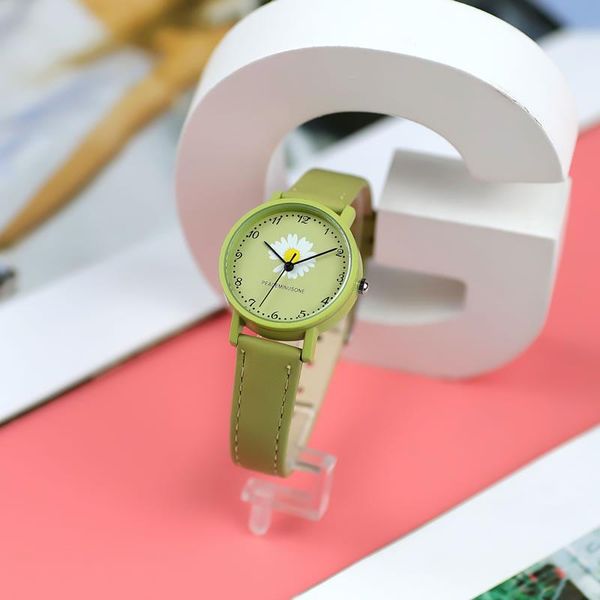 wristwatches fashion lady daisy quartz watch leisure lovely student women's leather wrist dress gift relógio feminino, Slivery;brown
wristwatches fashion lady daisy quartz watch leisure lovely student women's leather wrist dress gift relógio feminino, Slivery;brown