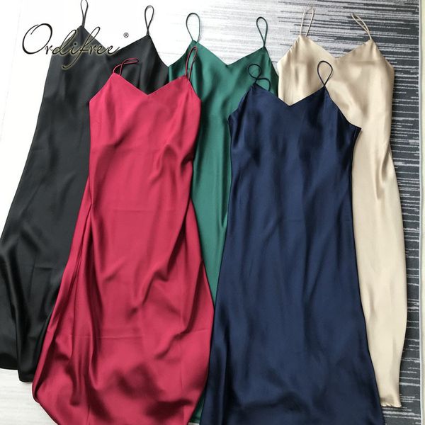 summer women satin party vintage spaghetti strap maxi silk long slip dress 210415, Black;gray
summer women satin party vintage spaghetti strap maxi silk long slip dress 210415, Black;gray