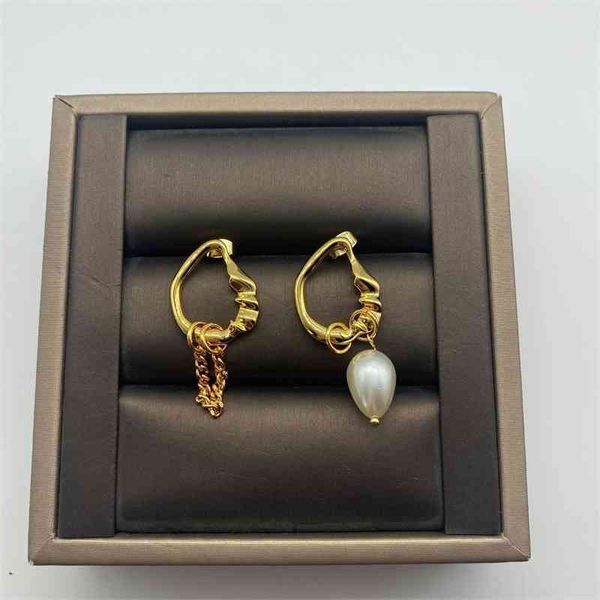 70% off outlet online new design exaggerated asymmetric pearl chain wind women's earrings, Golden
70% off outlet online new design exaggerated asymmetric pearl chain wind women's earrings, Golden