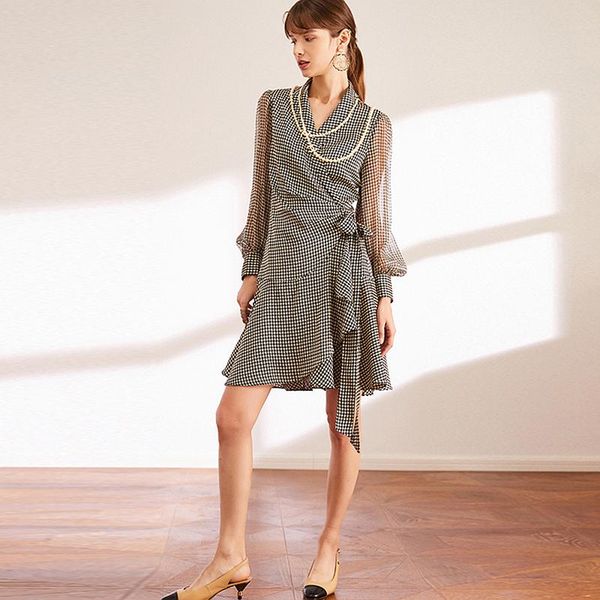 casual dresses 100% silk houndstooth dress women elegant style printed v neck long sleeves asymmetrical pullover fashion, Black;gray
casual dresses 100% silk houndstooth dress women elegant style printed v neck long sleeves asymmetrical pullover fashion, Black;gray