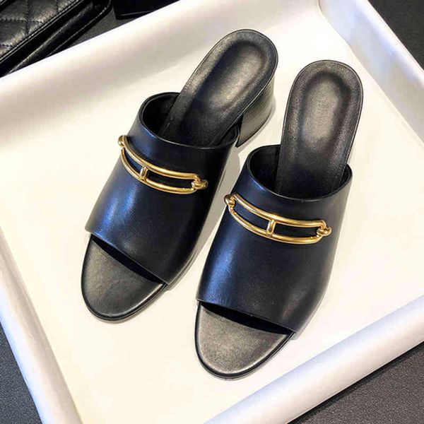 slippers sandals 2021 summer new fish mouth sandals thick heel half slippers women's one line metal button h home high heelszly, Black
slippers sandals 2021 summer new fish mouth sandals thick heel half slippers women's one line metal button h home high heelszly, Black