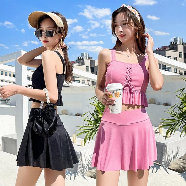 one-piece suits 2021 korean style summer women floral printed 2 piece bodycon crop set beachwear swimsuits bathing suit costume
one-piece suits 2021 korean style summer women floral printed 2 piece bodycon crop set beachwear swimsuits bathing suit costume