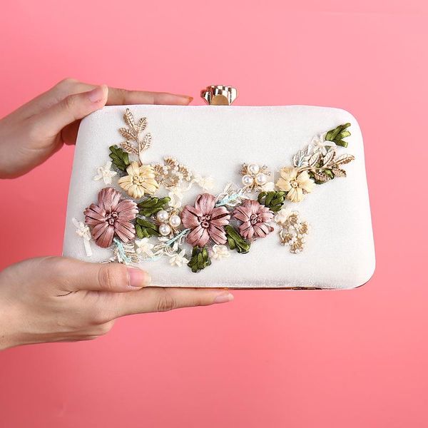 pearl women evening bags clutches fashion velour handbag with chain flower ladies wedding party bag bolsas
pearl women evening bags clutches fashion velour handbag with chain flower ladies wedding party bag bolsas