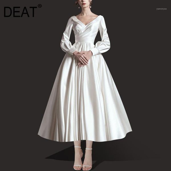 casual dresses women maxi dress white v collar high waist slim long length elegant ball gown vintage 2022 summer fashion 15ht367, Black;gray
casual dresses women maxi dress white v collar high waist slim long length elegant ball gown vintage 2022 summer fashion 15ht367, Black;gray