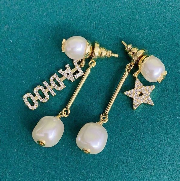 special offer 2021 luxury designer jewelry / 2021 new fashion diamond inlaid letter asymmetric pearl earrings net red style, Silver
special offer 2021 luxury designer jewelry / 2021 new fashion diamond inlaid letter asymmetric pearl earrings net red style, Silver