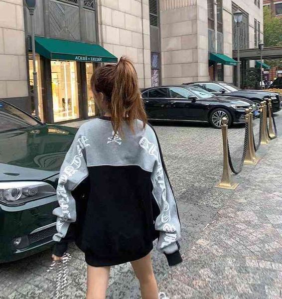 2021ch crowe round neck sweater female alphabet sanskrit style foam splicing loose new couple top, Black
2021ch crowe round neck sweater female alphabet sanskrit style foam splicing loose new couple top, Black