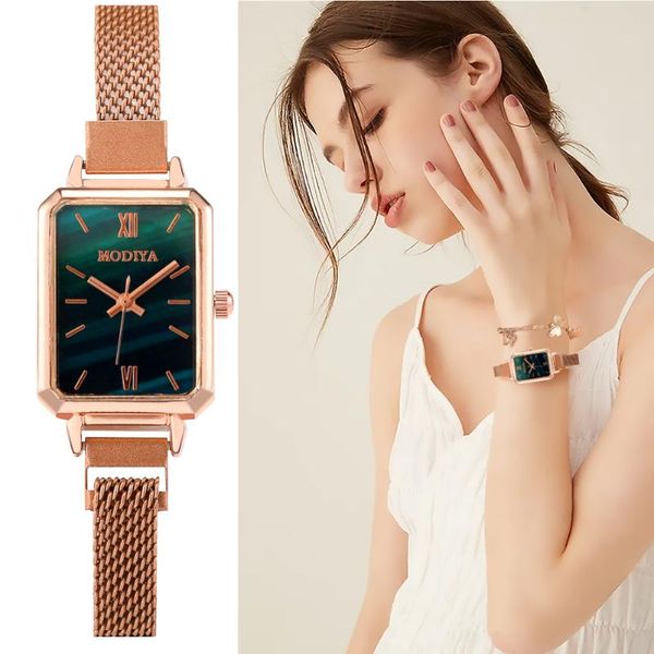 wristwatches women quartz watches luxury for female triangle rose gold watch set bracelet femme gift girlfriend 2021, Slivery;brown
wristwatches women quartz watches luxury for female triangle rose gold watch set bracelet femme gift girlfriend 2021, Slivery;brown