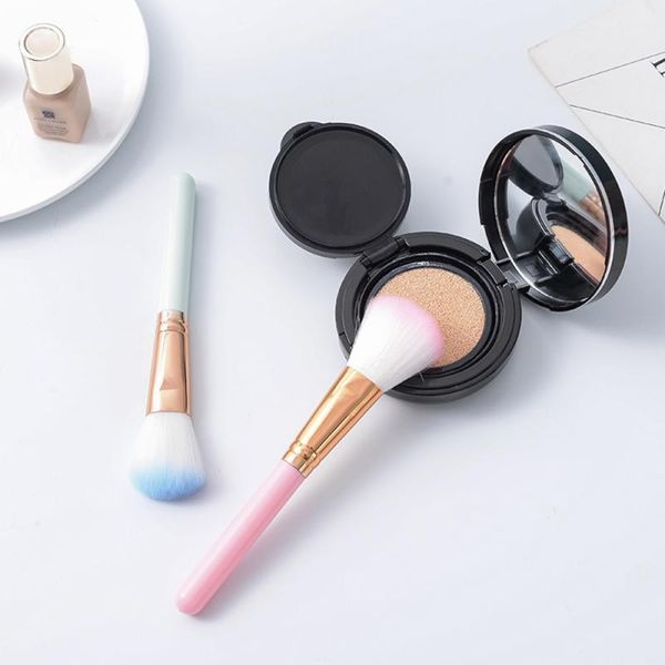 makeup brushes 1pcs blush brush powder strong grip easy to pinch fiber plastic handle beginner make-up tools
makeup brushes 1pcs blush brush powder strong grip easy to pinch fiber plastic handle beginner make-up tools