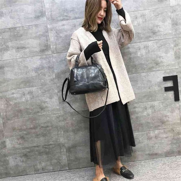 storage baagkorean version simple commuting style solid color large capacity wind portable shoulder baggg bag
storage baagkorean version simple commuting style solid color large capacity wind portable shoulder baggg bag
