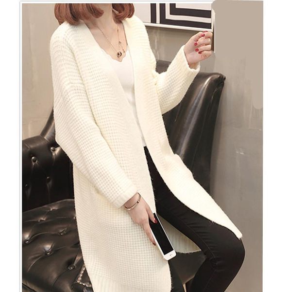 women's sweaters 2021 autumn and winter same kind of core yarn in a long relaxed lazy style over the knee cardigan sweater 5169, White;black 
women's sweaters 2021 autumn and winter same kind of core yarn in a long relaxed lazy style over the knee cardigan sweater 5169, White;black