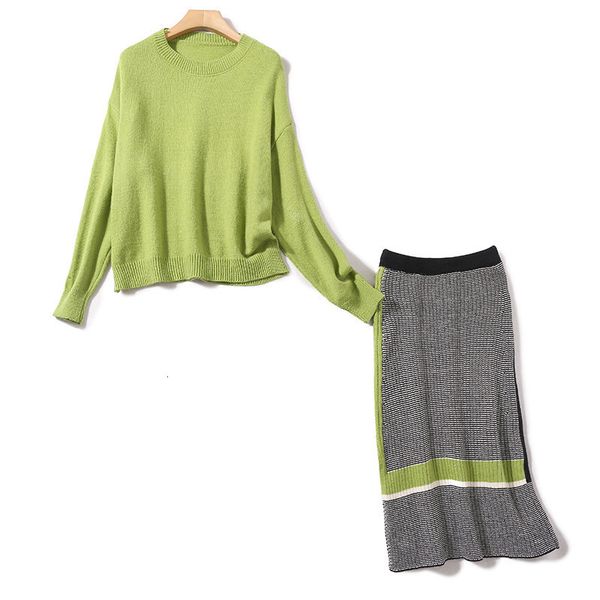 skirts small fragrant knitted wool two pieces sets outfits women autumn solid pullover sweater+color collision split midi skirt set, Black
skirts small fragrant knitted wool two pieces sets outfits women autumn solid pullover sweater+color collision split midi skirt set, Black