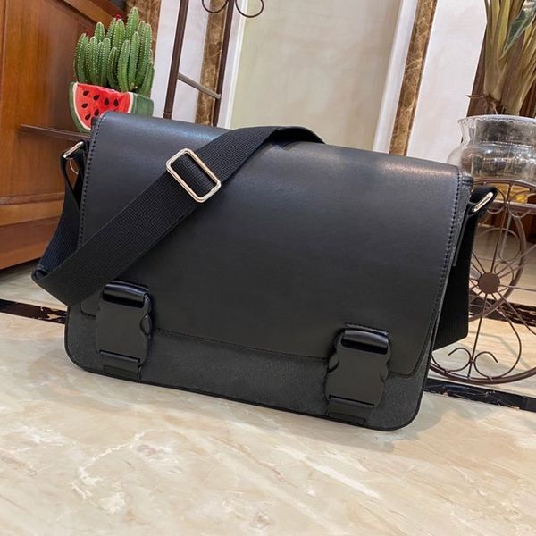 luxury designers messenger bags 3a fashion crossbody men luggage women handbag printing and embossing shoulder bag totes clutch gs168
luxury designers messenger bags 3a fashion crossbody men luggage women handbag printing and embossing shoulder bag totes clutch gs168