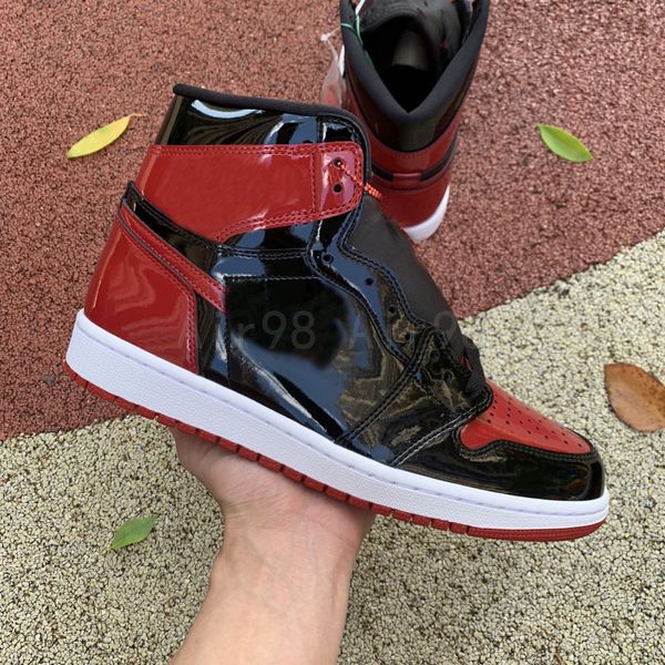 bred patent mens 1 high basketball shoes jumpman 1s varsity red athletic men women trainers sports sneakers
bred patent mens 1 high basketball shoes jumpman 1s varsity red athletic men women trainers sports sneakers