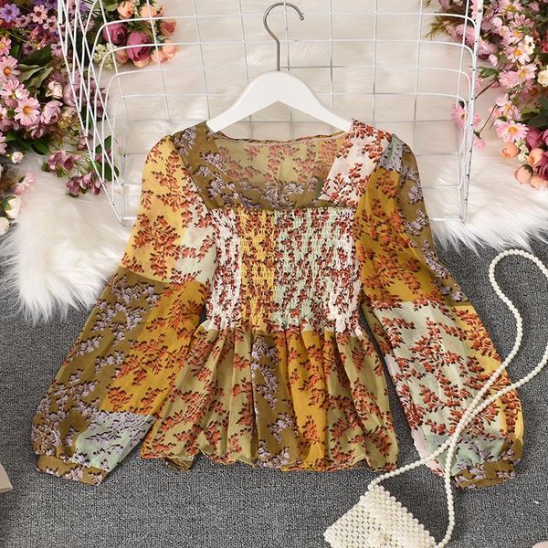 women's polos 2021 spring and summer korean style loose square collar retro hong kong flavor chiffon floral shirt, White
women's polos 2021 spring and summer korean style loose square collar retro hong kong flavor chiffon floral shirt, White