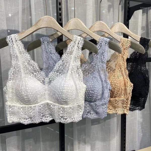lace bra underwear push up hollow out wireless short breast wrap small chest beautiful back wrapped bustiers & corsets, Black;white
lace bra underwear push up hollow out wireless short breast wrap small chest beautiful back wrapped bustiers & corsets, Black;white