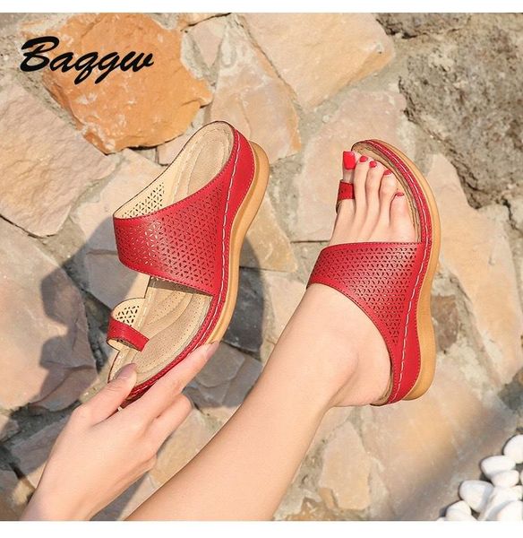 slippers women summer breathable hollow sandal fashion solid color open toe casual ladies flats non-slip vintage female platform, Black
slippers women summer breathable hollow sandal fashion solid color open toe casual ladies flats non-slip vintage female platform, Black