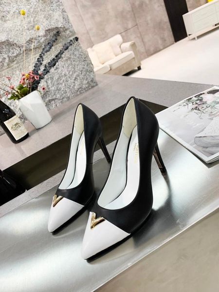 dress shoes fashion designer women high heels sandals scarpe firmate chaussures womens designers heel sandale with box size 1 08lz, Black
dress shoes fashion designer women high heels sandals scarpe firmate chaussures womens designers heel sandale with box size 1 08lz, Black