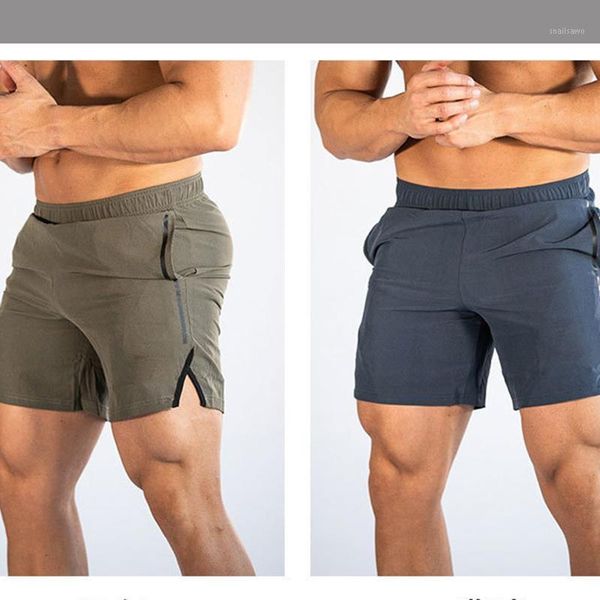 summer and american sports shorts men's outdoor leisure five-point pants running training, White;black
summer and american sports shorts men's outdoor leisure five-point pants running training, White;black