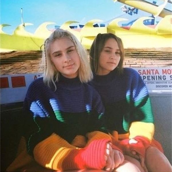 arrival rainbow retro street europe and america loose striped gradient pullover ladies sweater, White;black
arrival rainbow retro street europe and america loose striped gradient pullover ladies sweater, White;black