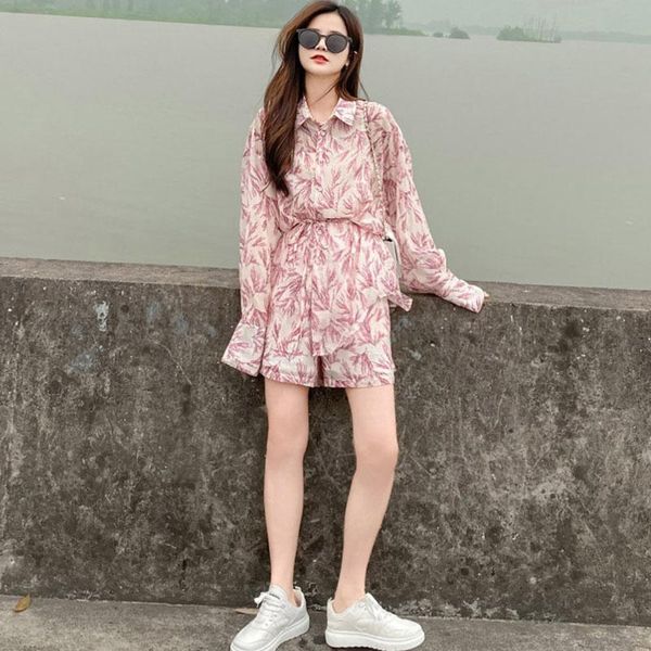 women's tracksuits seebeautiful two pieces print lapel long sleeve button loose shirt elastic waist shorts sets woman summer 2021 fashi, Gray
women's tracksuits seebeautiful two pieces print lapel long sleeve button loose shirt elastic waist shorts sets woman summer 2021 fashi, Gray