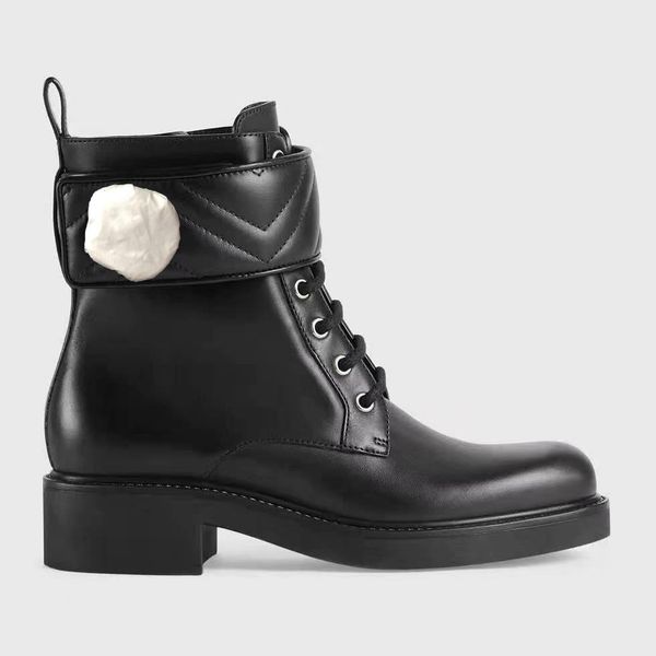 autumn winter lace utal travel belt buckle 100% leather lady letter black ankle boot soft cowhide women designer shoes large size 35-41-42
autumn winter lace utal travel belt buckle 100% leather lady letter black ankle boot soft cowhide women designer shoes large size 35-41-42