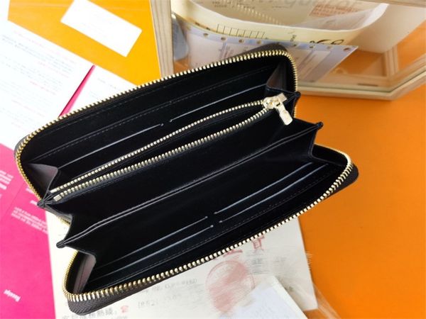 classic humanoid pattern wallet women bag quilted leather rectangular covered wallets purses bags, Black
classic humanoid pattern wallet women bag quilted leather rectangular covered wallets purses bags, Black